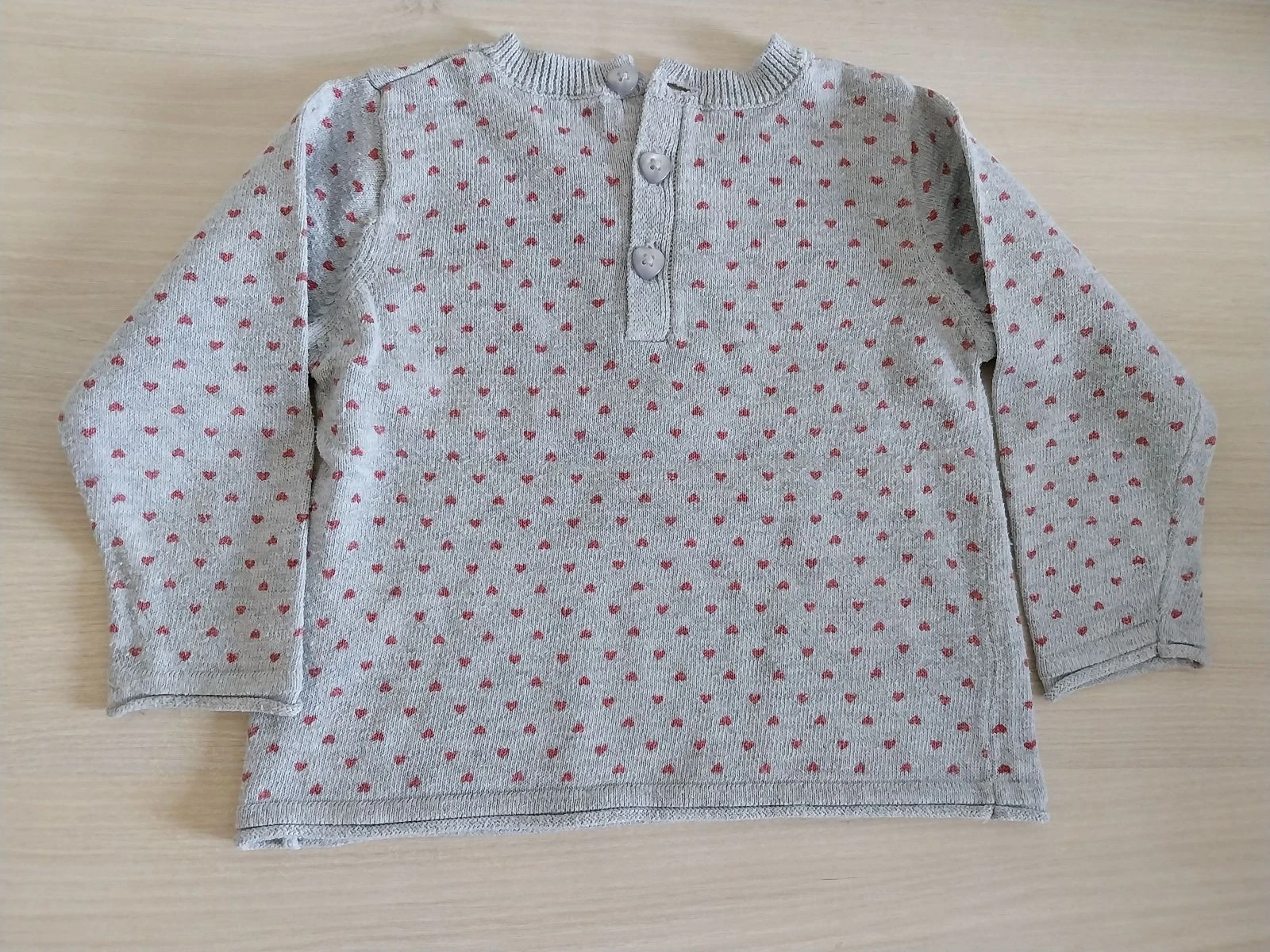 Light grey heart patterned sweater for girls 12 months – photo 2